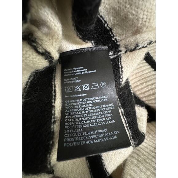 H&M NWT Oversized Black and Beige Striped Sweater- Size L - Picture 10 of 10